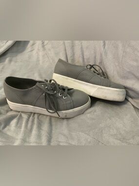 Women’s Superga Gray Canvas Lace-Up Platform Sneakers